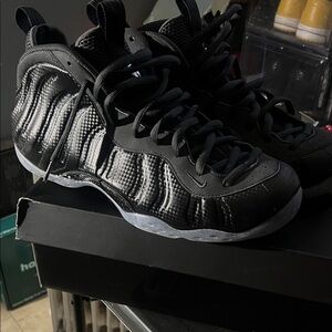 Nike Men's Black Foamposite Sneakers